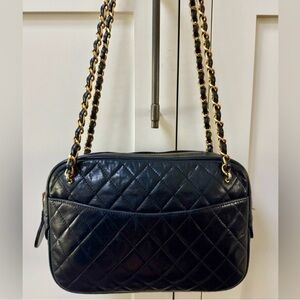 Vintage Chanel camera bag in black quilted lambskin leather